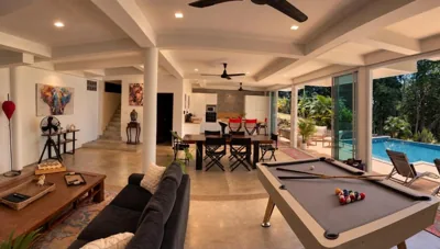 Beachfront villa in Rawai – Fotos 7